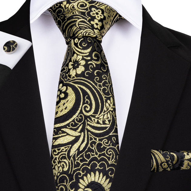 Extra Long Ties – Sophisticated Gentlemen